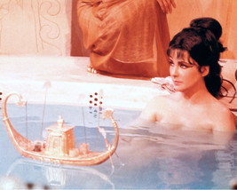 Cleopatra Elizabeth Taylor Taking Bath 16x20 Poster - £15.68 GBP