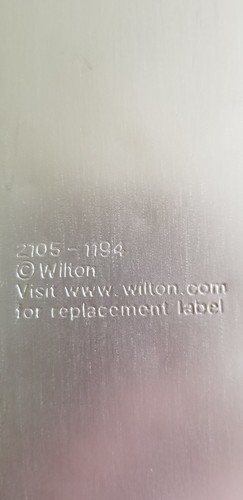 Wilton ~ Number One (1) Cake Pan ~ 13" H x 10.3" W x 2" D ~ Aluminum Cake Mold Item image 4