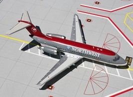 Northwest Airlines DC-9-14 N8911E GeminiJets G2NWA071 Scale 1:200 RARE - £231.72 GBP