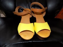 RUE 21 DAFFY YELLOW WEDGE  PLATFORM HEELS SIZE 7/8 M WOMEN&#39;S NWOT - £17.23 GBP