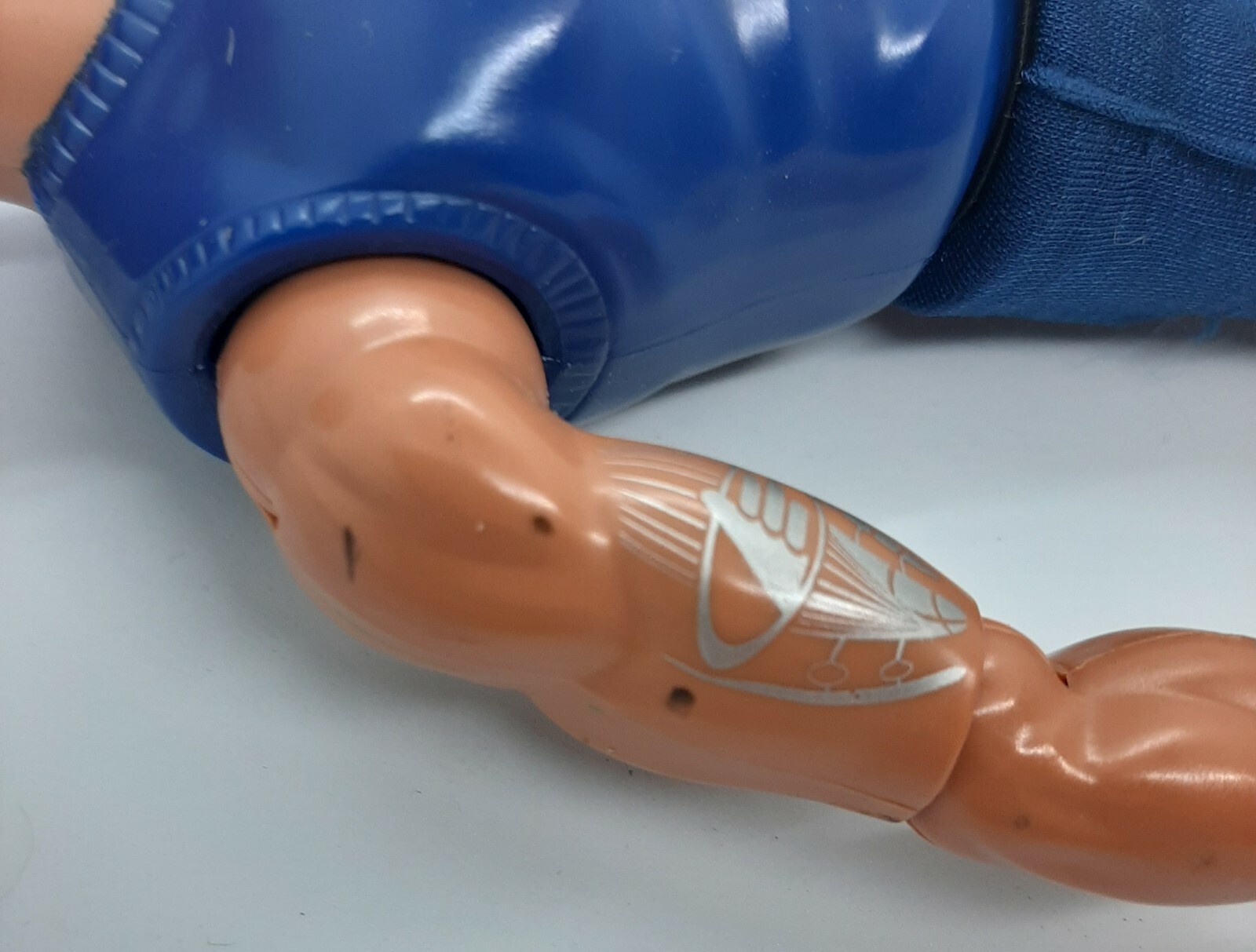 Max Steel in shorts by Hasbro International 2000  apprx. 12" Item image 2