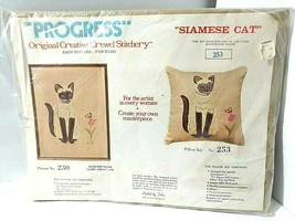 Embroidery Kit Siamese Cat Pillow Progress Crewel Stitchery By Tobin #253 Sealed - $35.59