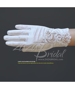 Girl&#39;s Satin Gloves with Floral Embroidery Lace &amp; Pearls - £15.13 GBP