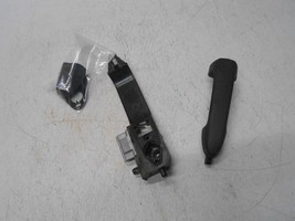 2006 ford escape EXTERIOR DOOR HANDLE FRONT RIGHT PASSENGER - €21,86 EUR