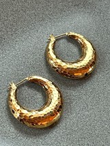 Vintage Hollow Hammered Goldtone HOOP Earrings for Pierced Ears – one inch in di - £8.97 GBP