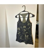 Lululemon Cool Racerback Biggie So Fly Butterfly Tank – Fatigue Green/Black - $278.11 MXN