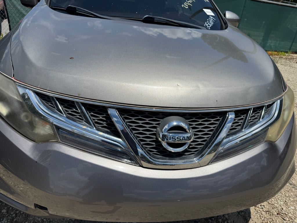 11 14 Nissan Murano CrossCabriolet OEM Grille Chrome Has 2 Broken Mounts... - $123.75