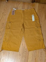 NWT Gold Khaki Extra Long Cargo Shorts Men&#39;s sz 40  Y2K *Small Blemish* - $13.49