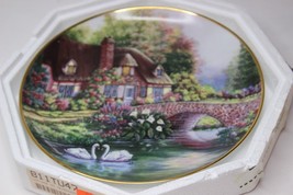 Franklin Mint Heirloom Cottage at Meadowgate Plate Dish by Violet Schwen... - $13.99