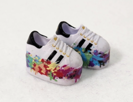 RAINBOW HIGH DOLL MINI STUDIO Accessory Shoes Amaya Raine Sneakers - $7.69