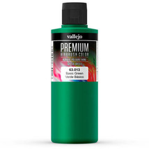 Vallejo Paints Premium Colour 200mL - Basic Green - £20.90 GBP