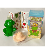 Vintage Avon Huggable Hop A Long Cologne Frog Decanter Sweet Honesty 1 F... - $12.27 CAD
