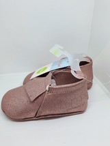 Cat & Jack Baby Girls 9-12 Month Faux Leather Fringe Moccasin Shoes Gold/Pink image 5