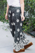 Black Plus Size Geometric Ethnic Print Drawstring Wide Leg Pants - $16.31