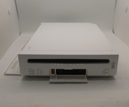 Nintendo wii console only, turns On but don&#39;t play the game ( no cables ... - $19.80