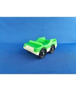 Vintage Fisher Price Little People - Green/White Two-Passenger Car - $183.95 MXN