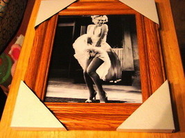 MARILYN MONROE 11X13 MDF FRAMED PICTURE POSTER #3 ( WOOD LOOK FRAME ) - £22.00 GBP