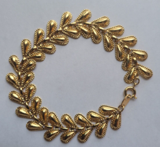 Heart Link  Gold-tone chain bracelet Summer Sweetheart Anniversary 8&quot;  V... - $24.23