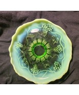 Opaline and green Jefferson glass dish on pedestal grape pattern 8 in Vi... - €38,61 EUR
