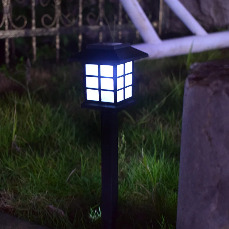 Outdoor LED lawn lamp, small house lamp, mini solar lamp, small pa lamp, courtya - £89.92 GBP