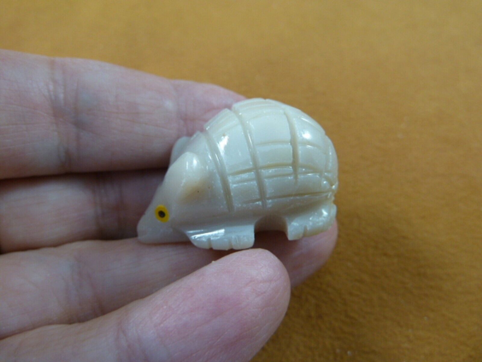 (Y-POR-10) little white tan PORCUPINE rodent figurine SOAPSTONE PERU por... - $8.59