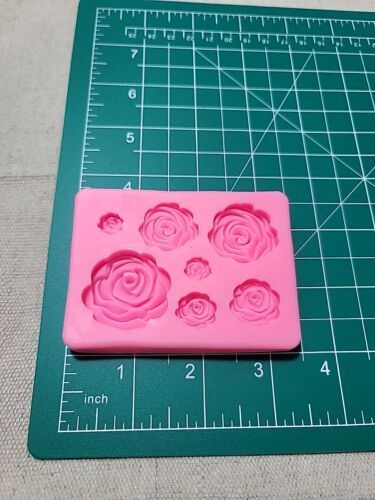 Primary image for 7 Cavity Rose Silicone Mold