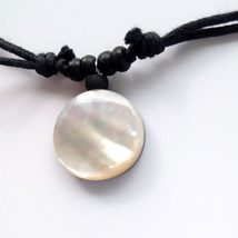 Necklace with mother-of-pearl pendant - Round - Fits Always! - £5.46 GBP