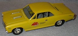 Ertl Collectibles 1967 MAC Yellow Chevelle Super Sport Bank 1:25 scale - $29.95