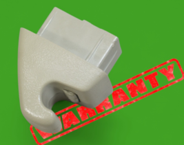 07-13 gm chevy  silverado tahoe gmc beige sun visor clip holder hook 158... - $295.81 MXN