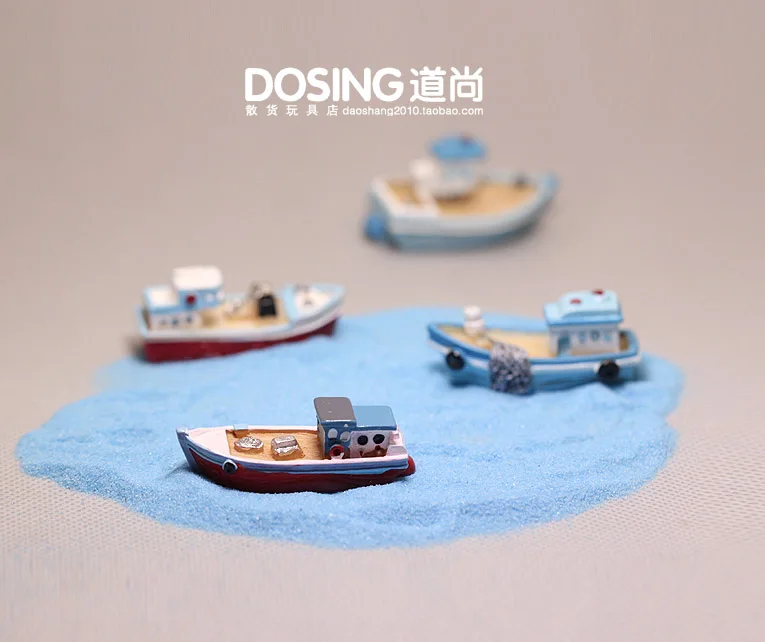 Miniature Fishing Boat Model Ornaments Sea World Mini Ship Ocean Small Sailboat - £10.64 GBP