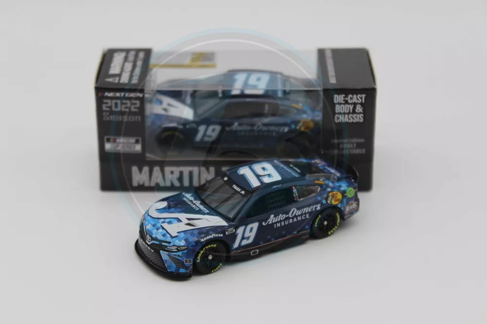 2022 MARTIN TRUEX JR #19 Auto-Owners Insurance 1:64 Diecast Chassis - £16.97 GBP