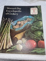 Woman&#39;s Day Encyclopedia of Cookery Volume 1 Aba-Avo Year 1979 USA - £5.43 GBP