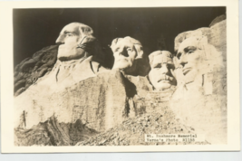 Mt. Rushmore Memorial Postcard B&amp;W PHOTO,1940&#39;s-VERNE&#39;S Photo #R1155 - £7.54 GBP