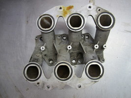 Lower Intake Manifold From 2003 Cadillac CTS  3.2 90411882 - £39.24 GBP