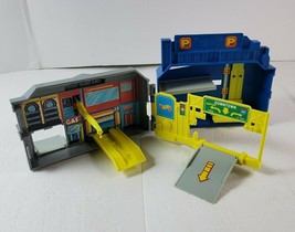 Vintage Mattel 1993 Hot Wheels Hotel &amp; Parking Garage Playset - Fold and Go - £23.34 GBP