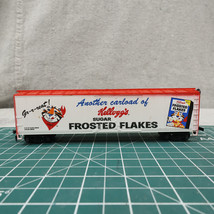 HO Scale AHM Kellog&#39;s Frosted Flakes 1972 Promo Car Plug Door Box Car Model - £11.09 GBP