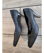 FERRAGAMO Made in Italy 8.5 B Women high heels Black Leather Pump Snake ... - $1,446.89 MXN