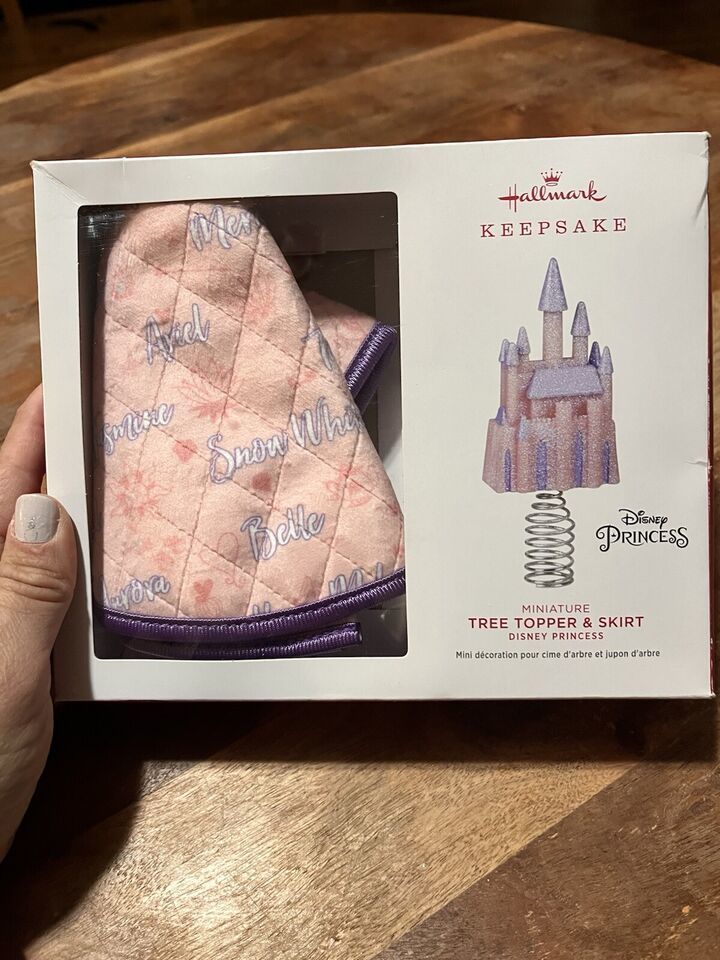 Hallmark Keepsake MINIATURE DISNEY PRINCESS TREE TOPPER &amp; SKIRT Brand New - $9.50