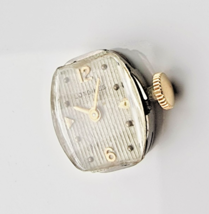 LONGINES MOVEMENT 17 JEWELS VINTAGE LADIES SWISS WRIST WATCH  WITH CRYSTAL - $71.28