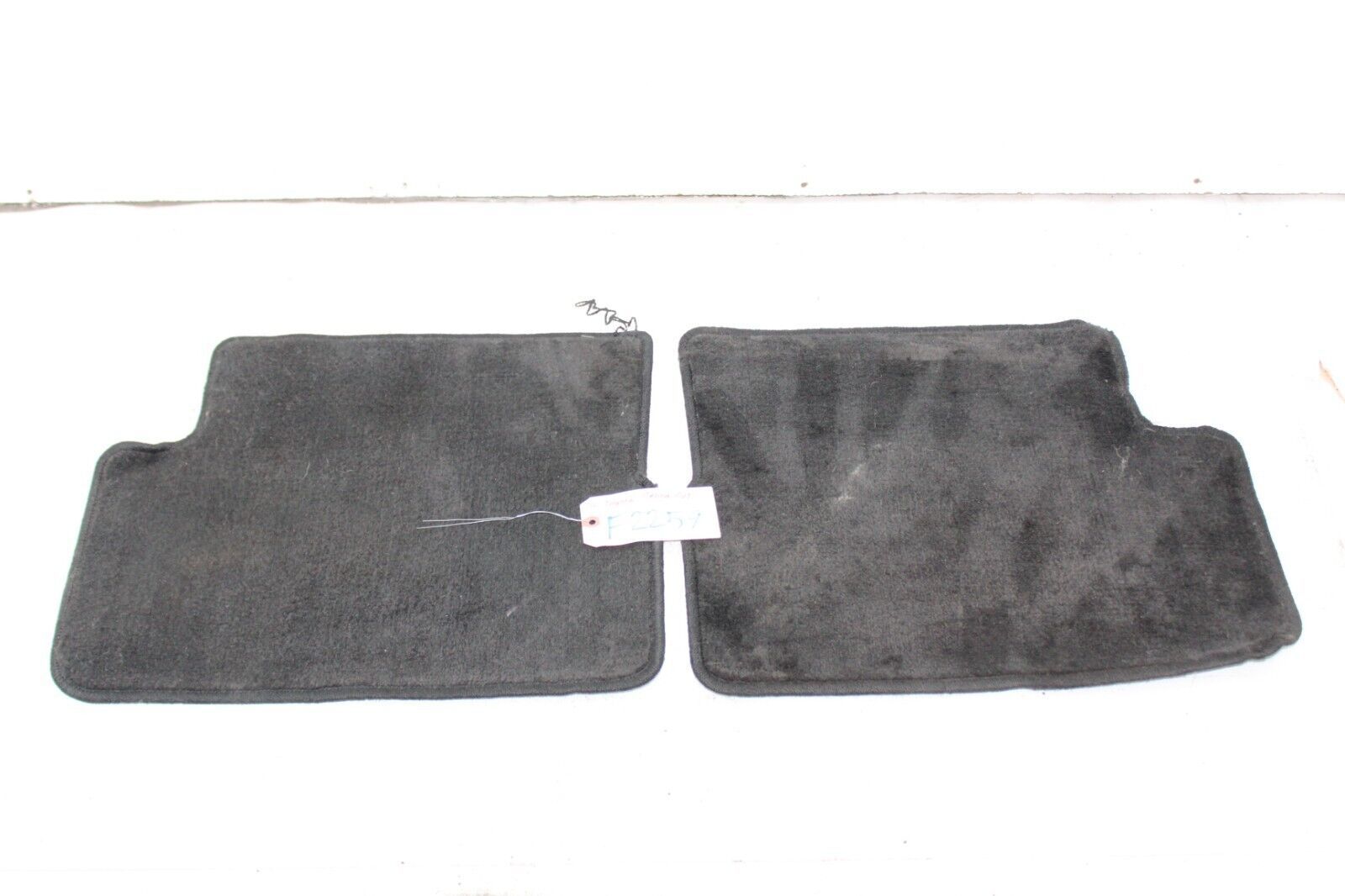 00-05 TOYOTA CELICA GT Rear Left And Right Floor Mats F2259 - $73.60