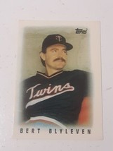 Bert Blyleven Minnesota Twins 1986 Topps Mini Card #23 - £0.76 GBP