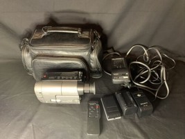 Sony Handycam TRV21 Video8 Camcorder~Batterys, Charger, Remote, Bag Tested - $84.18