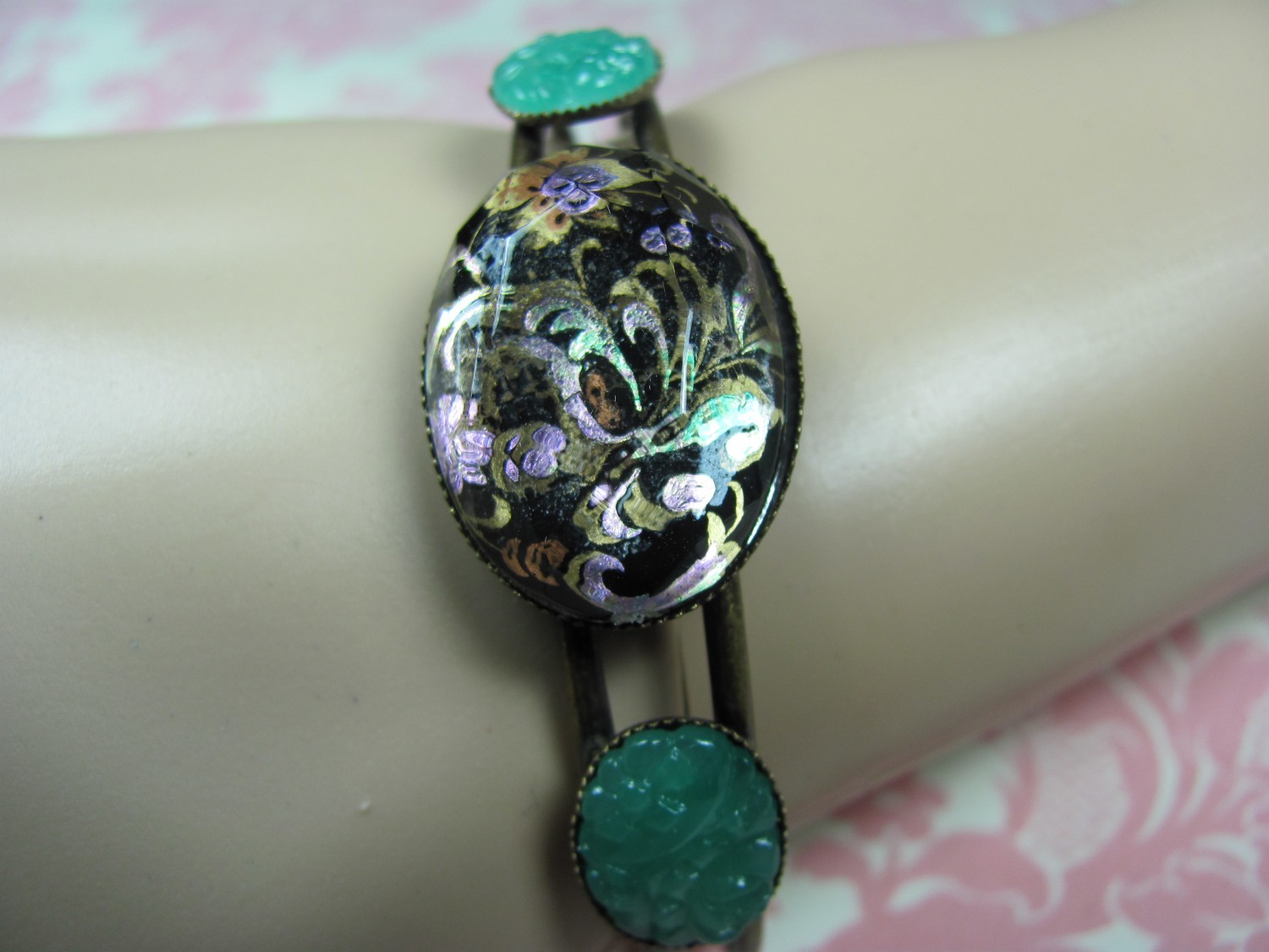Asian Bracelet Asian Jewelry Ethnic Bracelet Green Bracelet Vintage Bracelet Ret - $18.00