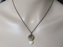 Beach Jewelry Sea Shell Necklace Nautical Necklace Surfer Girl Surfer Jewelry Be - £17.67 GBP