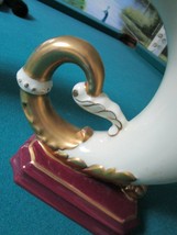 California Pottery Cornucopia Vase 1930s White Gold Ceramic Red Base [64] Origin - £98.92 GBP