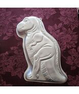 Vintage 1987 WILTON DINOSAUR  Partysaurus T-Rex Cake Pan #2105-1280 Baki... - $9.89