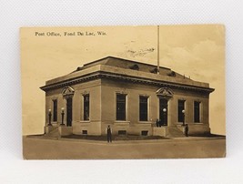Fond Du Lac WI 1907 Post Office Building Postcard Posted People @ Entrance - £10.00 GBP