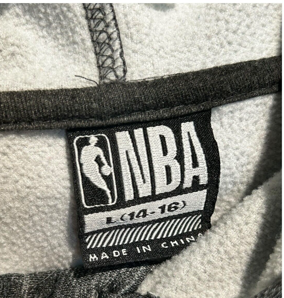 nba sweatshirt youth L (14-16) Gray Black Hoodie Sweater Pullover Basketball EUC Item image 3