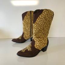 WB Atlas Cowboy Boots Womens 9 Animal Print Cross Embellished NEW - £21.90 GBP