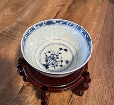 Antique Signed Chinese Qing Seal Mark Blue White Painted Floral Porcelain Bowl - £69.86 GBP